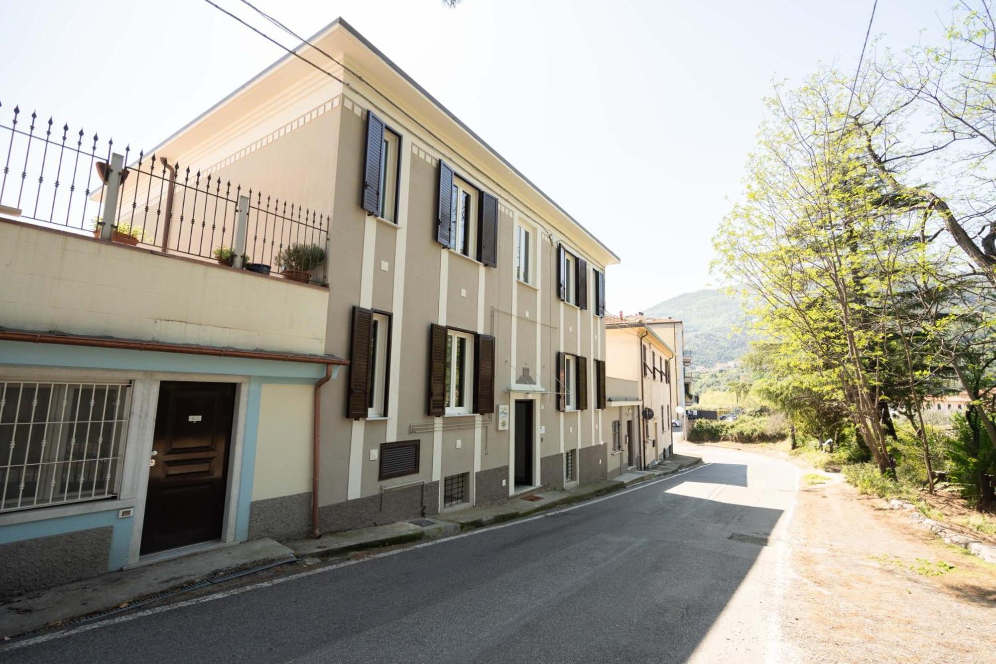 Le Camere Sui Colli Специя Экстерьер фото
